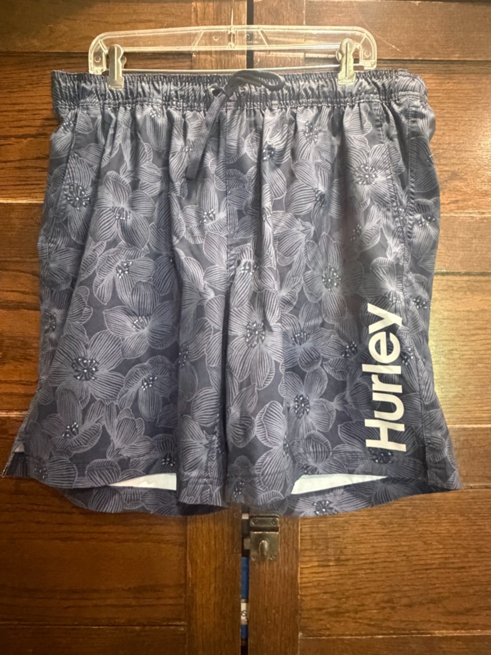 Hurley XXL 8” men’s Floral Board Shorts swim trunks surf beach tie waist lined